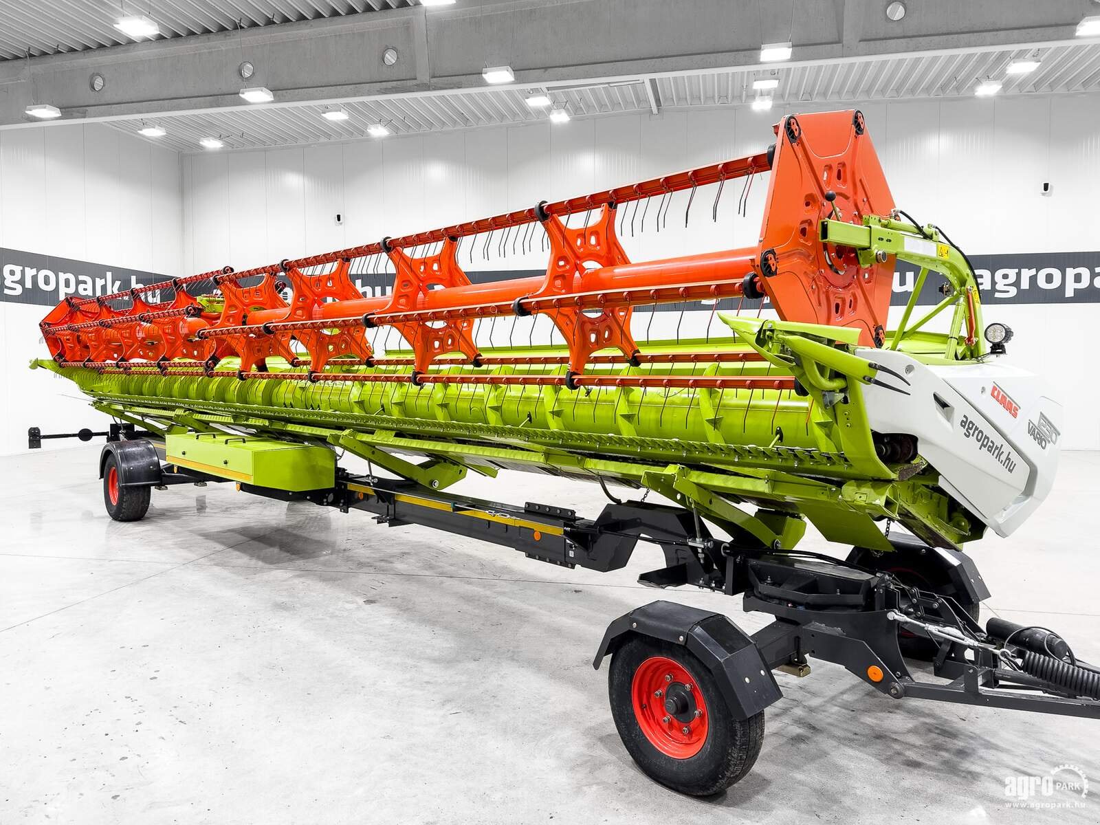 Mähdrescher Türe ait CLAAS Lexion 8800TT APS, Gebrauchtmaschine içinde Csengele (resim 9)