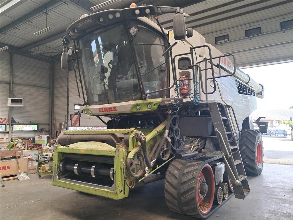 Mähdrescher typu CLAAS Lexion 8800TT INCL: 13,8 m. Convio skærebord og vogn. Kommer efter høst med ca. 1.500 høsttimer, Gebrauchtmaschine v Kolding (Obrázok 2)