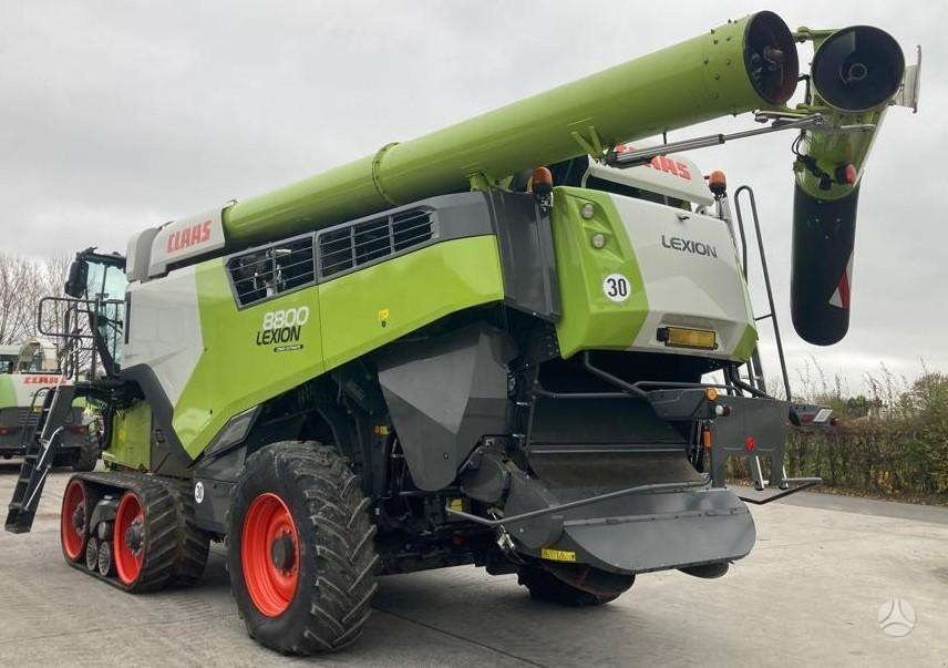 Mähdrescher typu CLAAS Lexion 8800TT Kommer snart. Vi giver 100 timers reklamationsret i DK!!! Ring til Ulrik 0045-40255544 for mere info., Gebrauchtmaschine v Kolding (Obrázok 8)