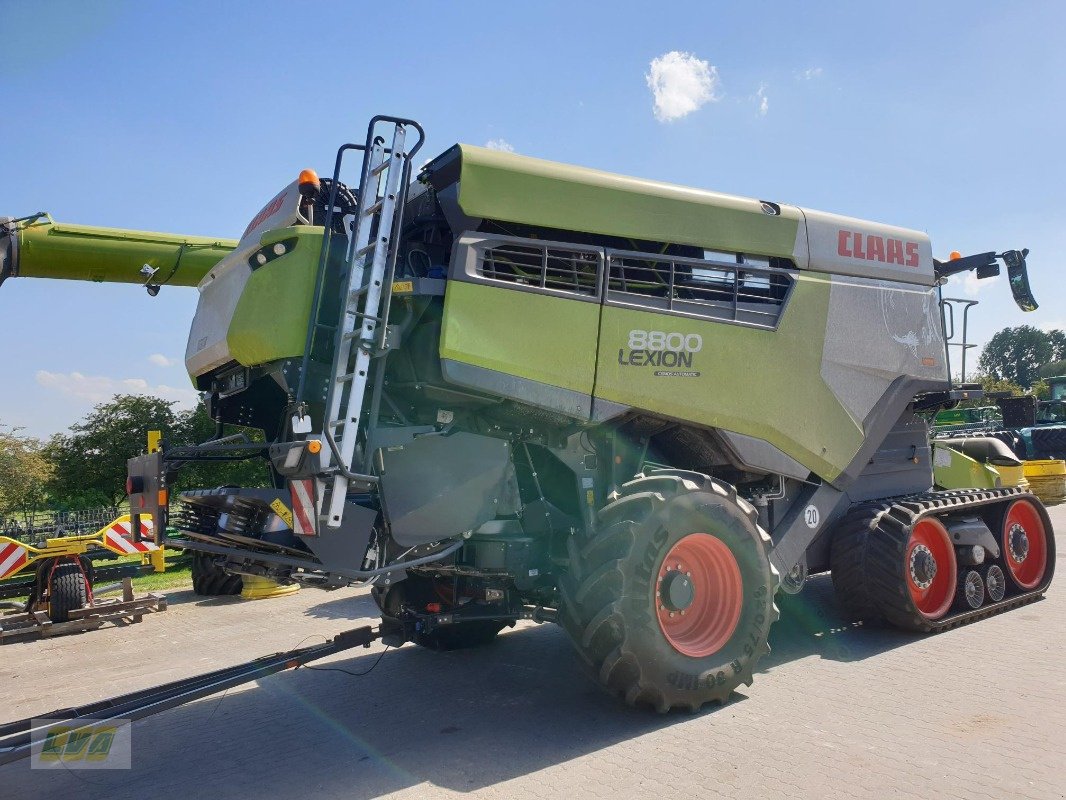 Mähdrescher del tipo CLAAS Lexion 8800TT, Gebrauchtmaschine en Schenkenberg (Imagen 8)