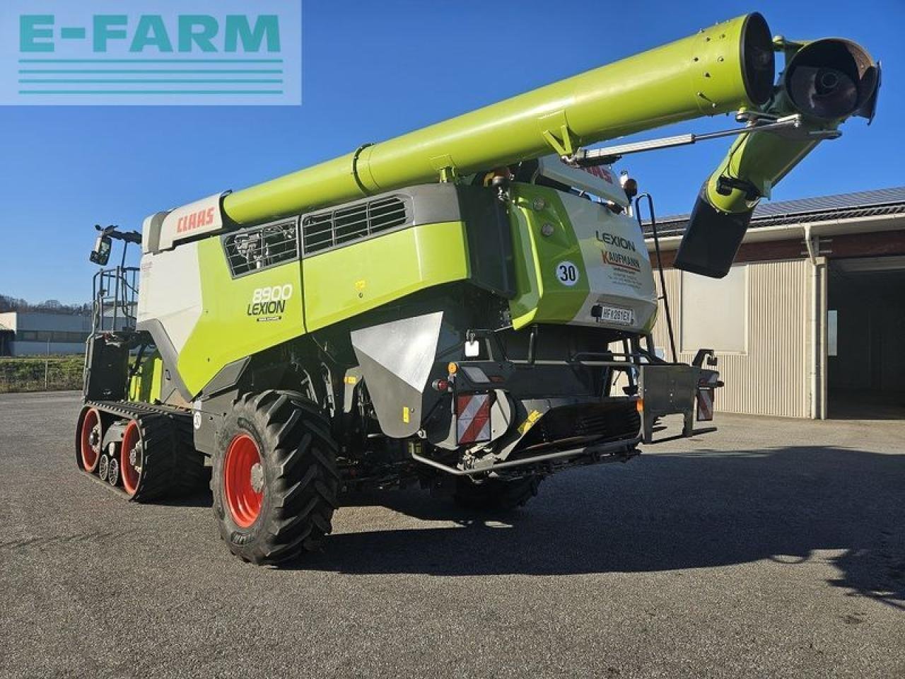 Mähdrescher от тип CLAAS lexion 8900 terra trac, Gebrauchtmaschine в ILZ (Снимка 4)