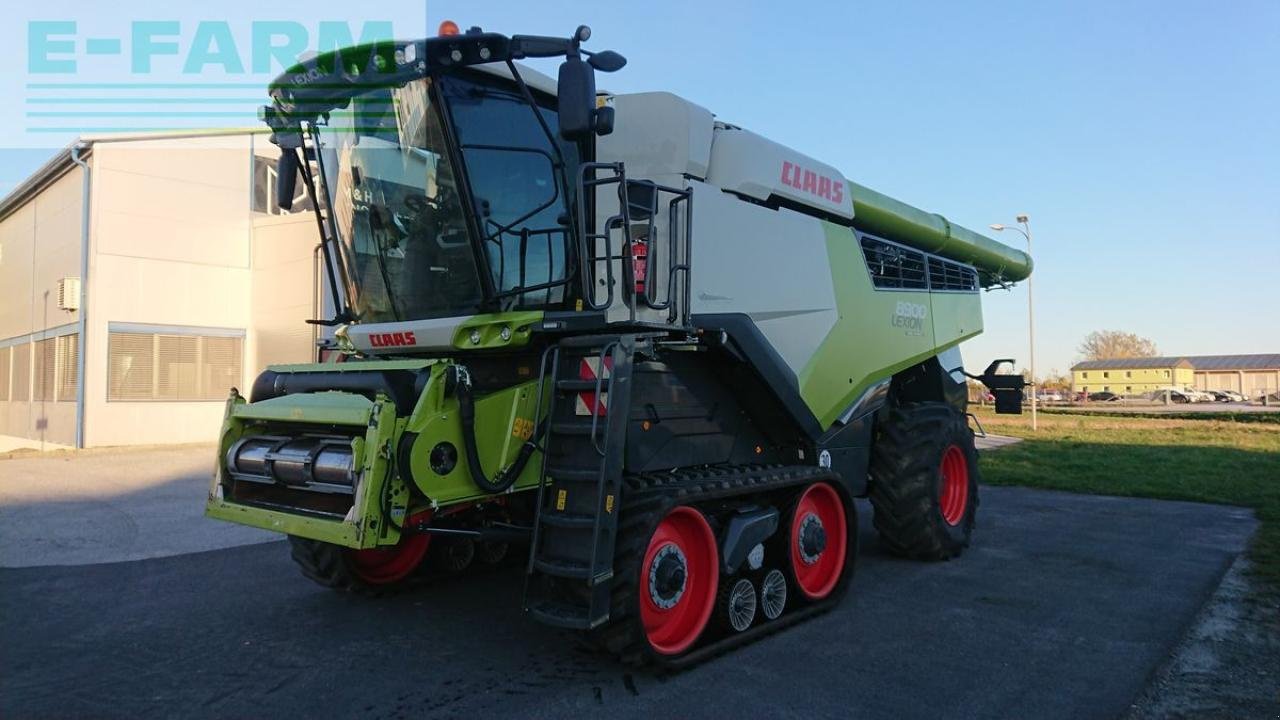 Mähdrescher of the type CLAAS lexion 8900tt 4wd cemos automatic, Gebrauchtmaschine in ILZ (Picture 1)