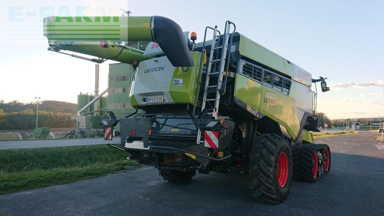 Mähdrescher of the type CLAAS lexion 8900tt 4wd cemos automatic, Gebrauchtmaschine in ILZ (Picture 3)