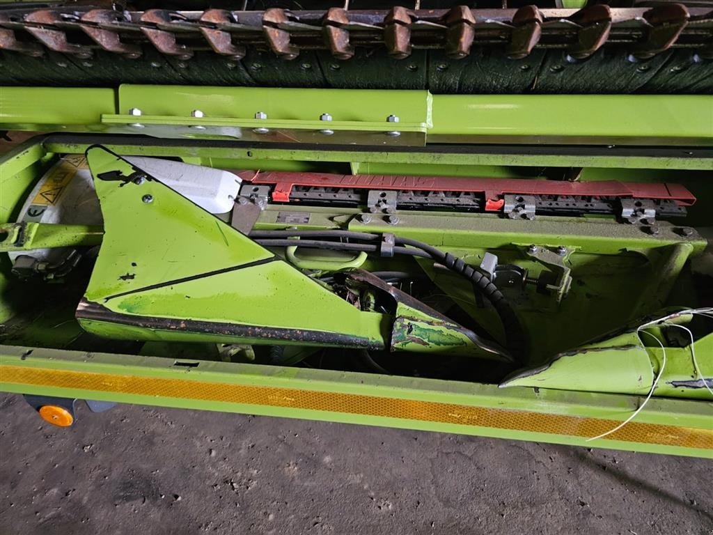 Mähdrescher a típus CLAAS Lexion 8900TT INCL. Convio 1380 sejlskærebord og 4 hjulsvogn. GPS klar. Cemos Auto Cruise Pilot. Ring til Ulrik på 40255544. Jeg snakker Jysk., Gebrauchtmaschine ekkor: Kolding (Kép 8)