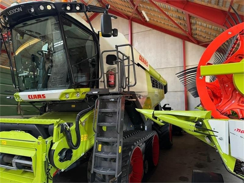 Mähdrescher des Typs CLAAS Lexion 8900TT, Gebrauchtmaschine in Vinderup (Bild 2)