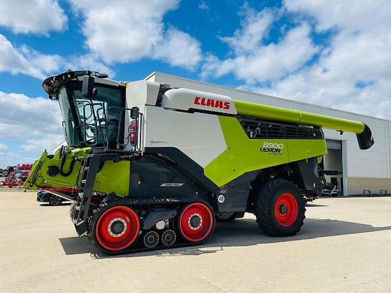 Mähdrescher des Typs CLAAS LEXION 8900TT, Gebrauchtmaschine in Kaunas (Bild 7)