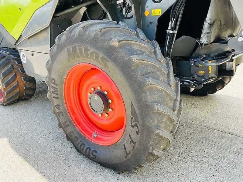 Mähdrescher typu CLAAS LEXION 8900TT, Gebrauchtmaschine v Kaunas (Obrázek 18)