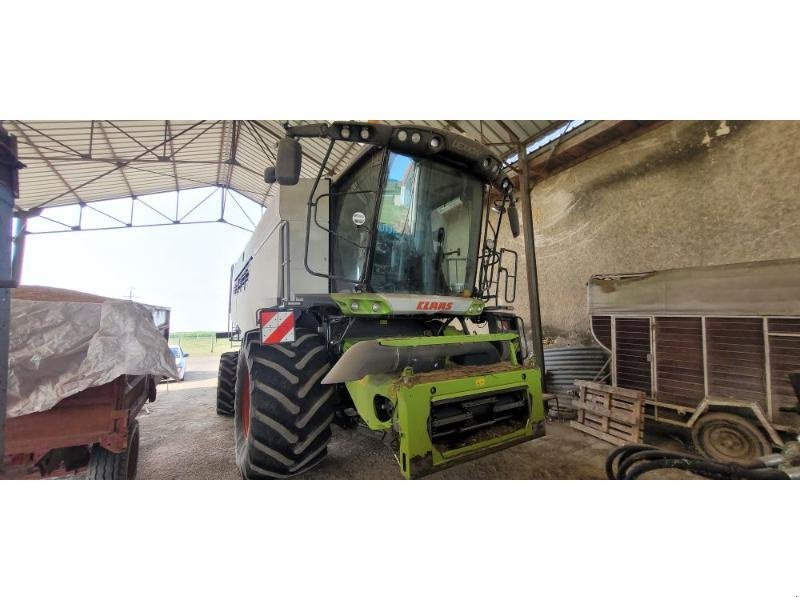 Mähdrescher des Typs CLAAS LEXION7500, Gebrauchtmaschine in BRAY en Val (Bild 2)