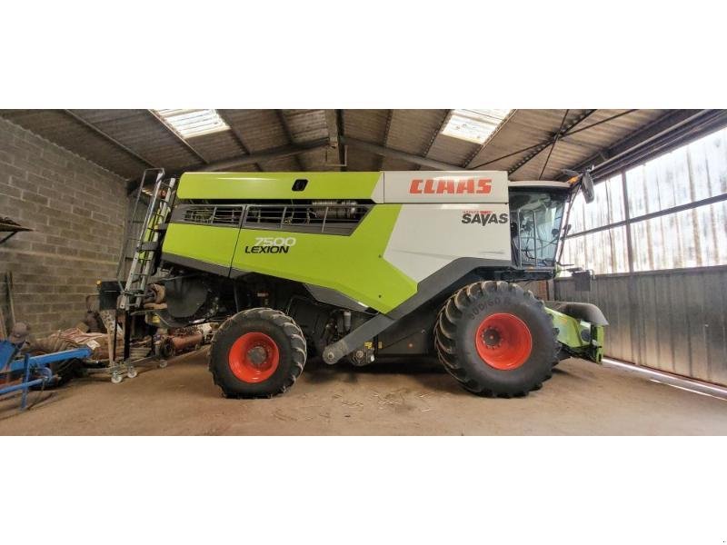 Mähdrescher tip CLAAS LEXION7500, Gebrauchtmaschine in BRAY en Val (Poză 1)