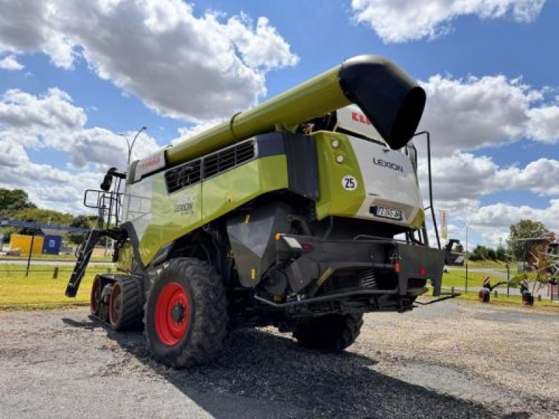 Mähdrescher tipa CLAAS MB CLAAS LEXION 8800 TT, Gebrauchtmaschine u Belleville sur Meuse (Slika 3)