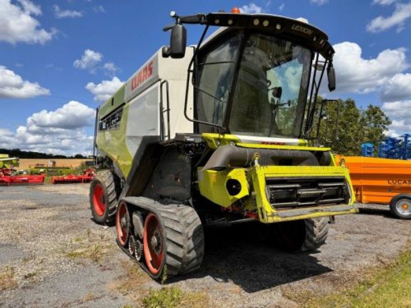 Mähdrescher del tipo CLAAS MB CLAAS LEXION 8800 TT, Gebrauchtmaschine en Belleville sur Meuse (Imagen 4)