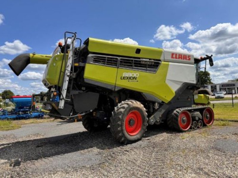 Mähdrescher tip CLAAS MB CLAAS LEXION 8800 TT, Gebrauchtmaschine in Belleville sur Meuse (Poză 2)