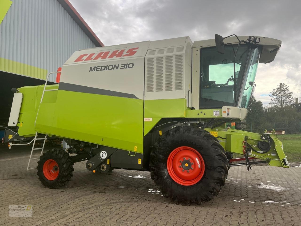 Mähdrescher des Typs CLAAS Medion 310, Gebrauchtmaschine in Schora (Bild 4)