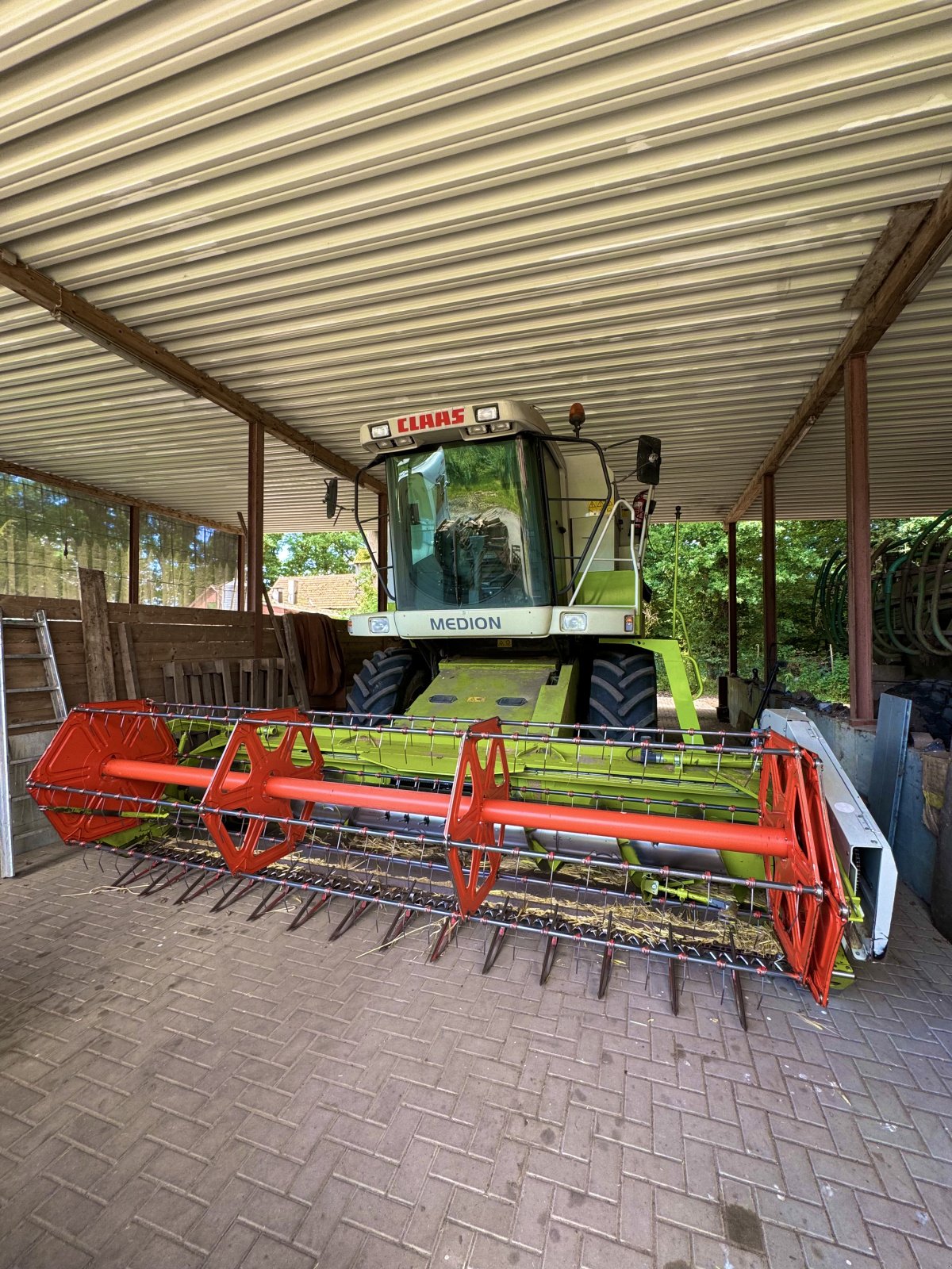 Mähdrescher du type CLAAS Medion 310, Gebrauchtmaschine en Cloppenburg (Photo 1)