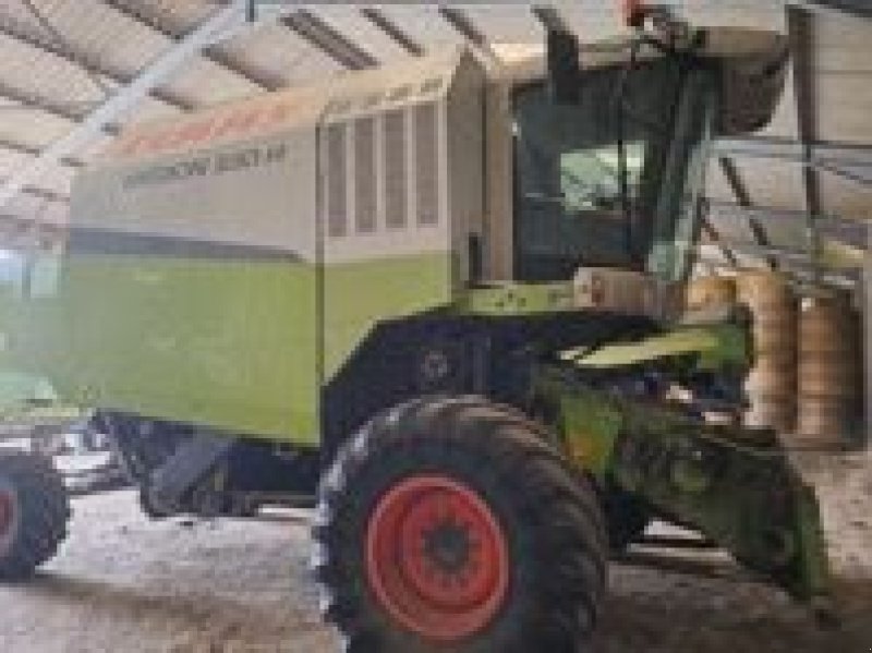 Mähdrescher des Typs CLAAS MEDION 330 H, Gebrauchtmaschine in Aubiet (Bild 2)