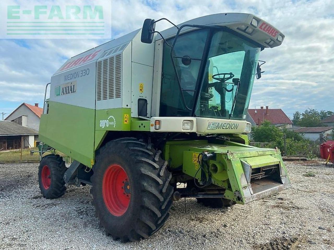 Mähdrescher des Typs CLAAS medion 330, Gebrauchtmaschine in SZEGED (Bild 3)