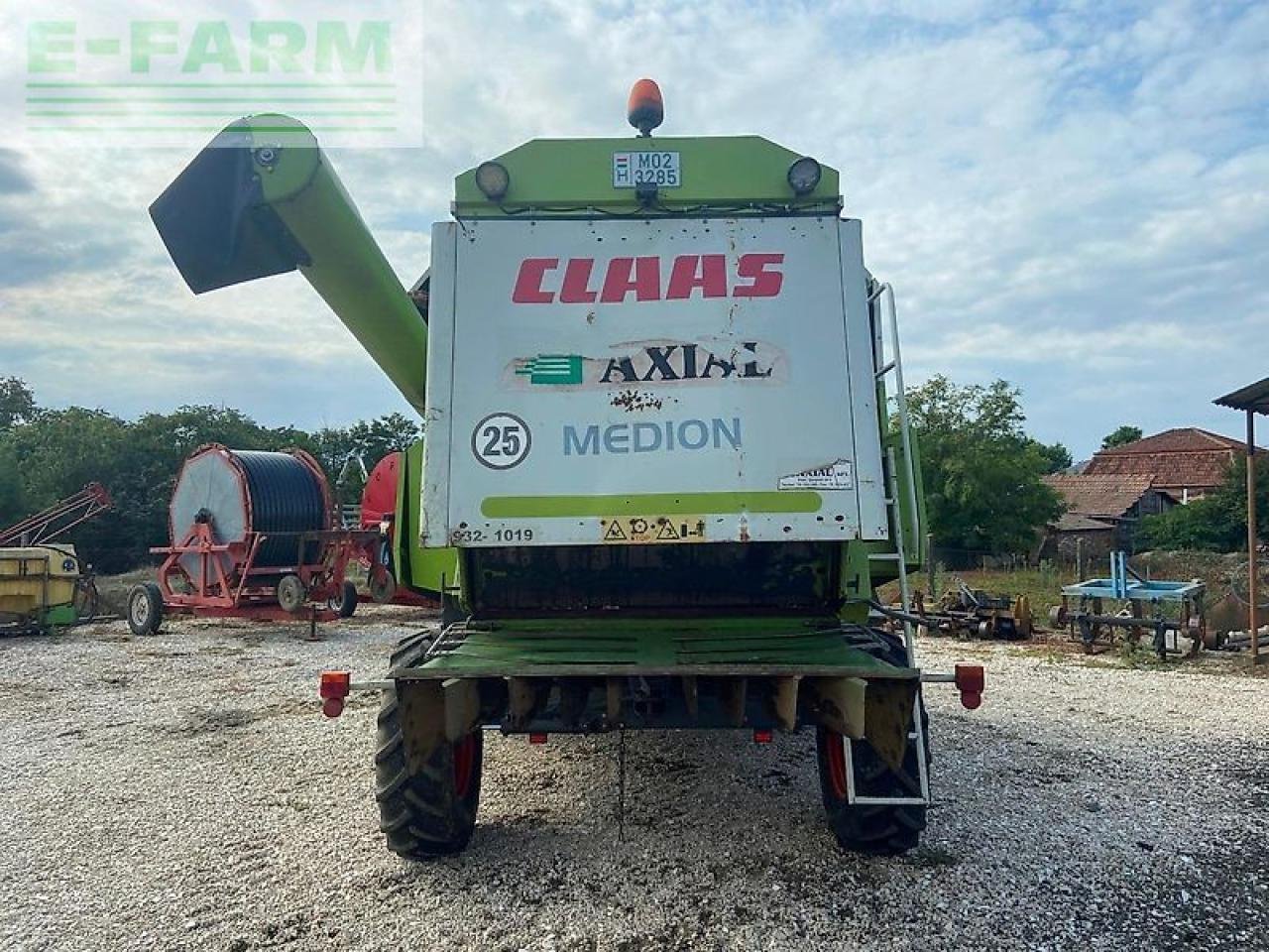 Mähdrescher van het type CLAAS medion 330, Gebrauchtmaschine in SZEGED (Foto 9)