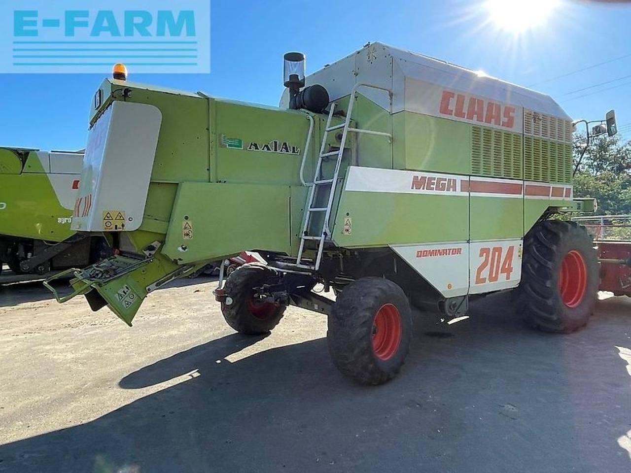 Mähdrescher типа CLAAS mega 204, Gebrauchtmaschine в SZEGED (Фотография 3)