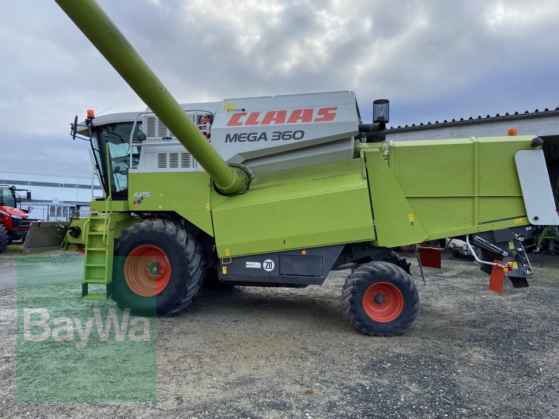 Mähdrescher des Typs CLAAS Mega 360 mit Schneidwerk 4,50m u.Rapsvorsatz, Gebrauchtmaschine in Burgkunstadt (Bild 1)