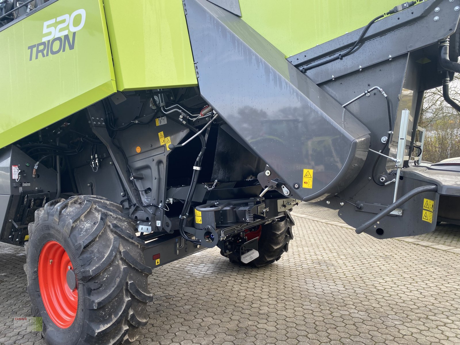 Mähdrescher des Typs CLAAS Trion 520, Gebrauchtmaschine in Vohburg (Bild 11)