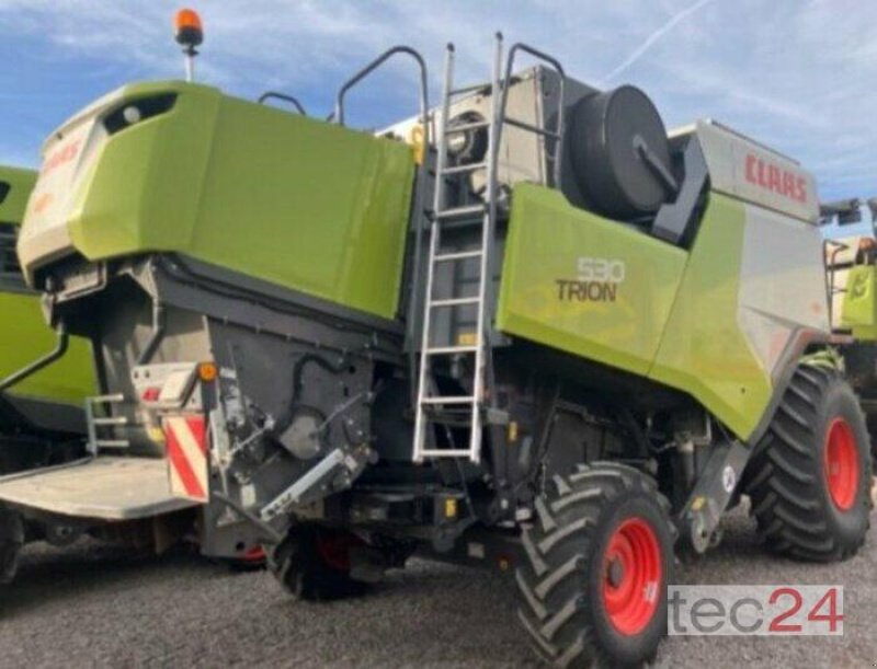 Mähdrescher des Typs CLAAS Trion 530 mit Schneidwerk, Gebrauchtmaschine in Östringen (Bild 2)