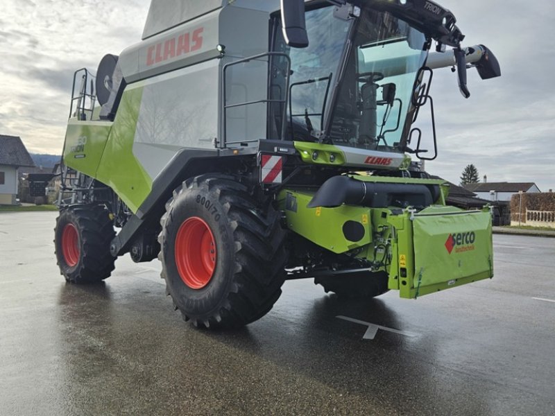 Mähdrescher typu CLAAS Trion 530 Montana, Ausstellungsmaschine v Domdidier (Obrázek 1)