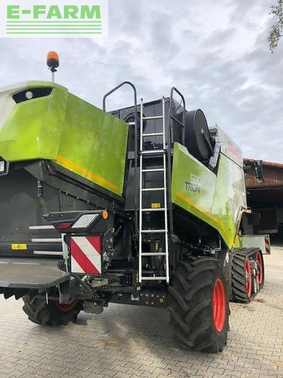 Mähdrescher типа CLAAS trion 530 terra trac, Gebrauchtmaschine в NEUKIRCHEN V. WALD (Фотография 5)