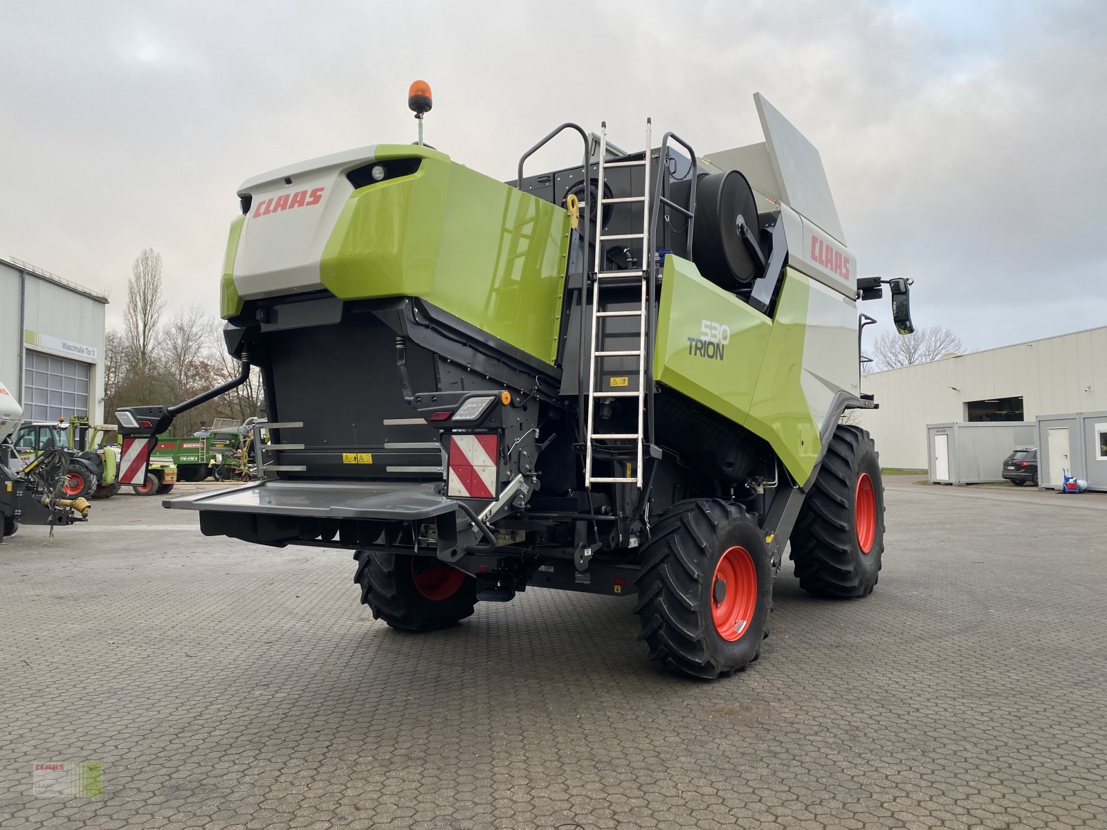 Mähdrescher des Typs CLAAS Trion 530, Gebrauchtmaschine in Vohburg (Bild 2)