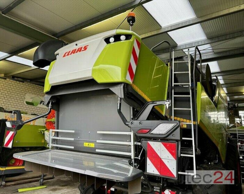 Mähdrescher tip CLAAS Trion 650 mit Schneidwerk, Gebrauchtmaschine in Östringen (Poză 3)