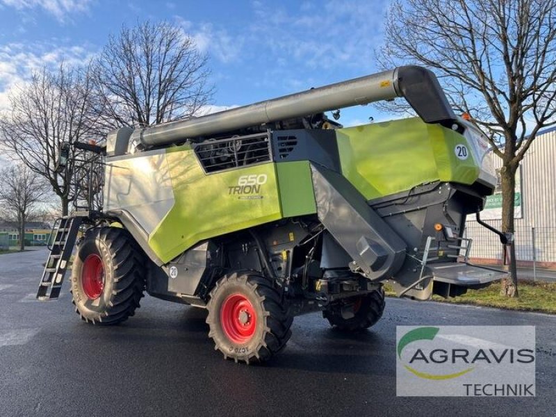 Mähdrescher des Typs CLAAS TRION 650, Gebrauchtmaschine in Meppen (Bild 4)