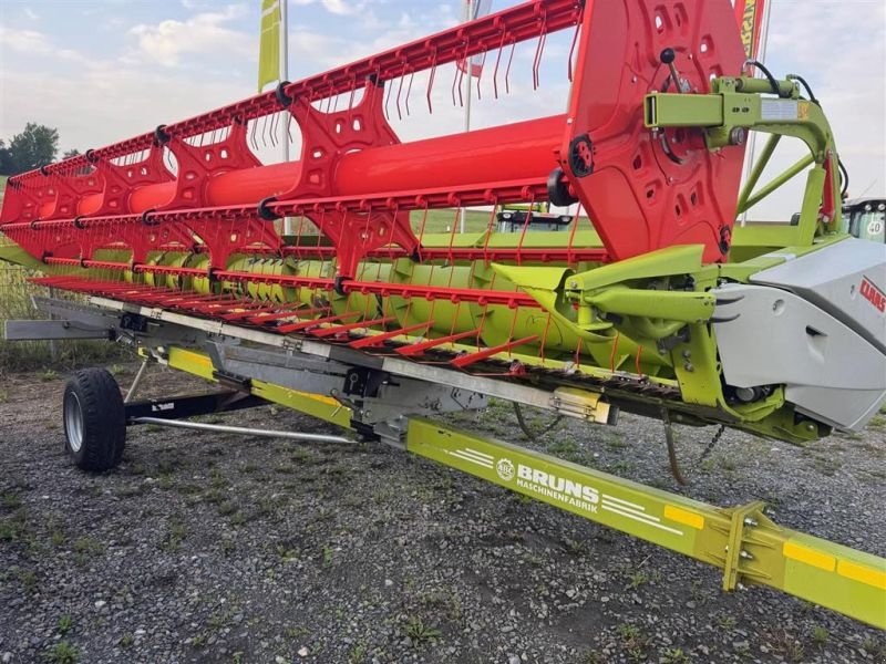 Mähdrescher des Typs CLAAS TRION 650, Gebrauchtmaschine in Arnstorf (Bild 14)