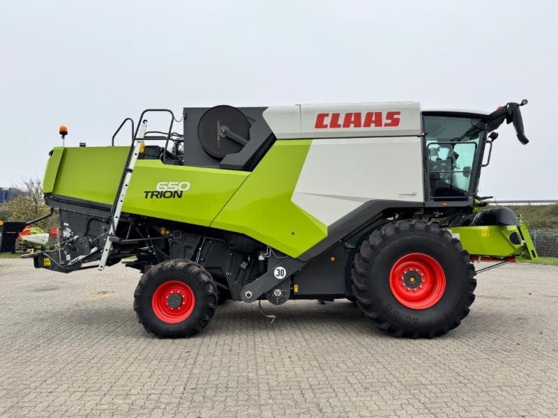 Mähdrescher van het type CLAAS TRION 650, Gebrauchtmaschine in Hockenheim (Foto 6)