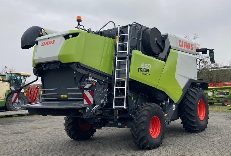 Mähdrescher des Typs CLAAS TRION 650, Gebrauchtmaschine in Hockenheim (Bild 3)