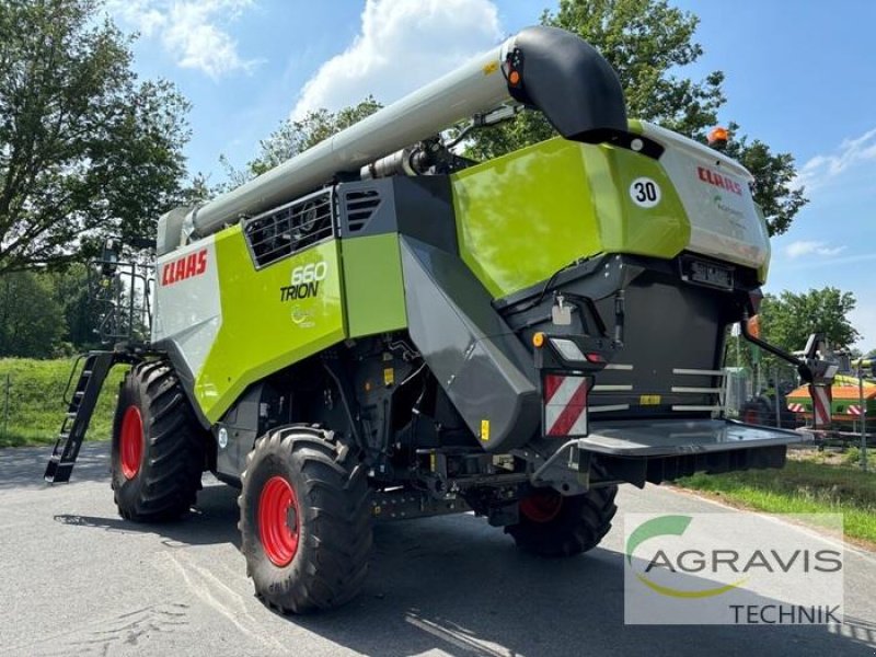 Mähdrescher des Typs CLAAS TRION 660, Gebrauchtmaschine in Meppen (Bild 4)