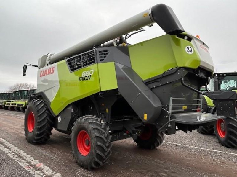 Mähdrescher типа CLAAS TRION 660, Gebrauchtmaschine в Landsberg (Фотография 3)