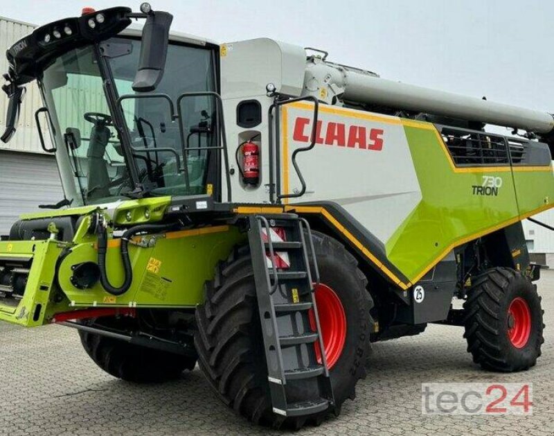 Mähdrescher typu CLAAS Trion 730 mit Schneidwerk, Gebrauchtmaschine w Östringen (Zdjęcie 4)