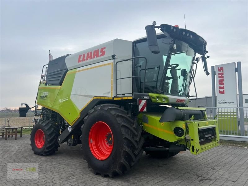 Mähdrescher des Typs CLAAS TRION 730, Vorführmaschine in Töging am Inn (Bild 1)