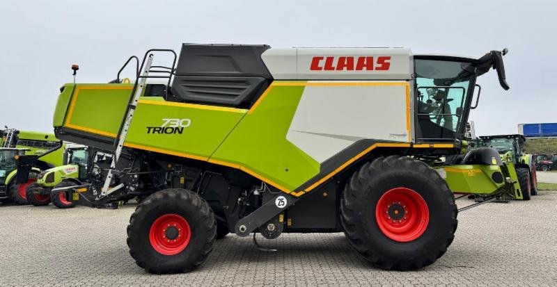 Mähdrescher du type CLAAS TRION 730, Gebrauchtmaschine en Hockenheim (Photo 7)