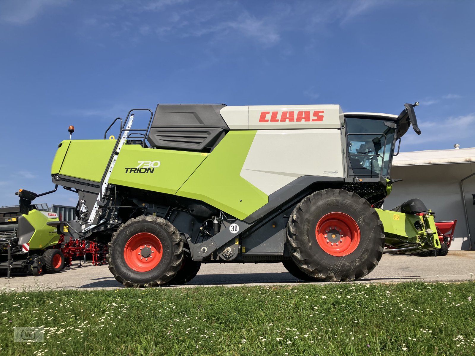 Mähdrescher des Typs CLAAS Trion 730, Gebrauchtmaschine in Zell an der Pram (Bild 2)