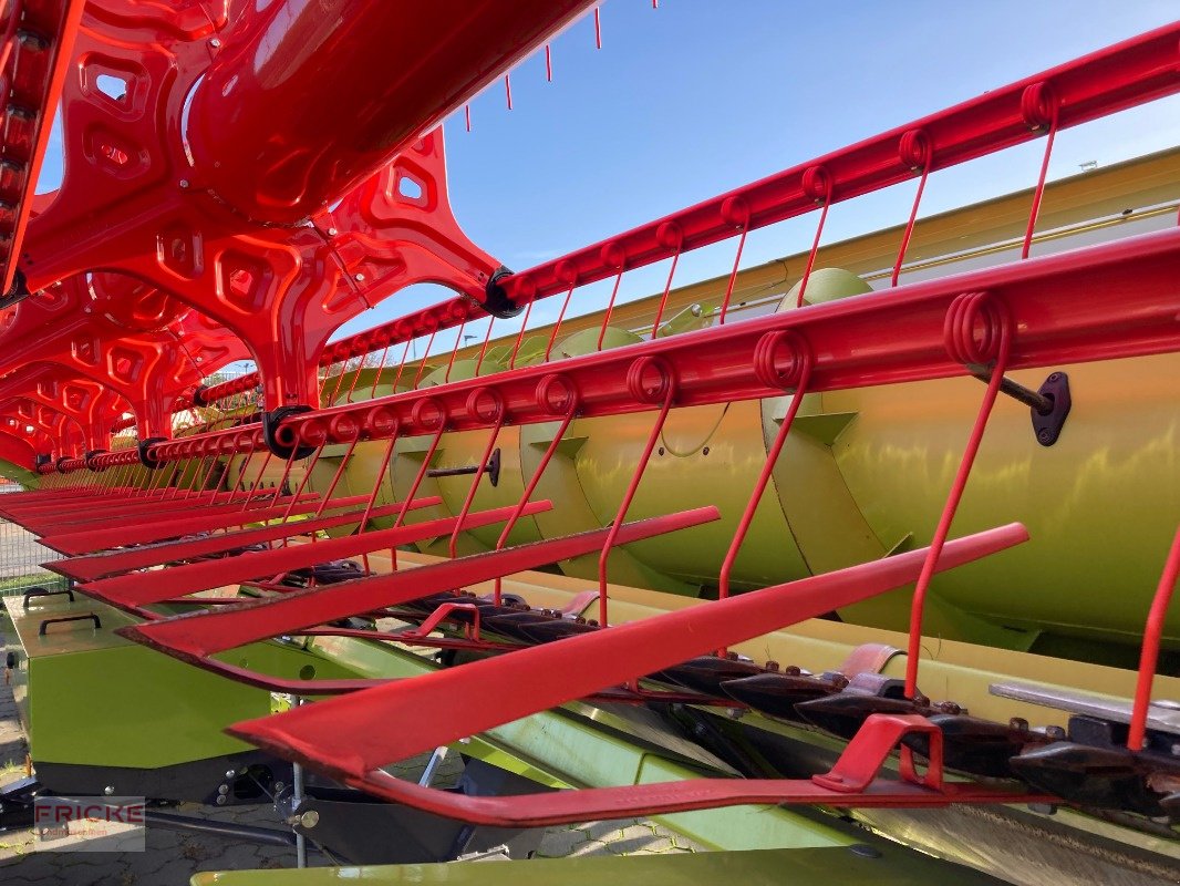 Mähdrescher des Typs CLAAS Trion 730, Neumaschine in Bockel - Gyhum (Bild 22)