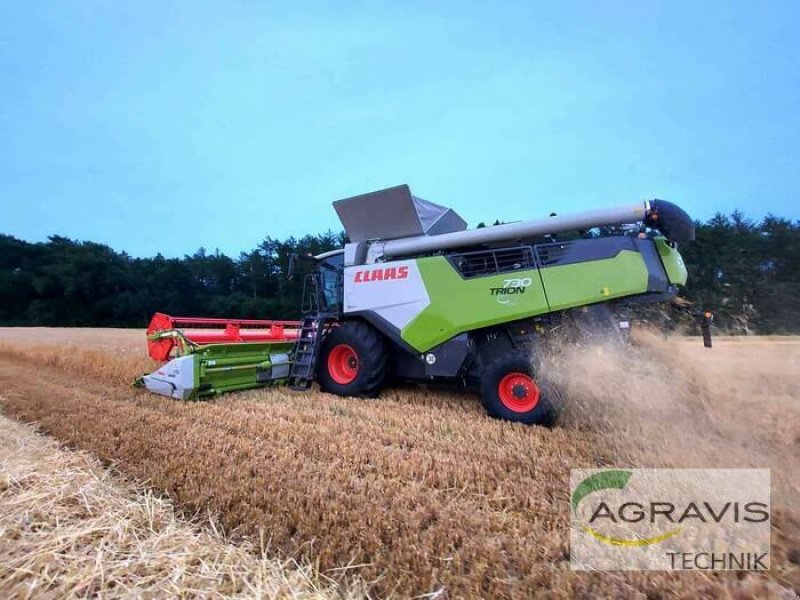 Mähdrescher des Typs CLAAS TRION 730, Vorführmaschine in Meppen-Versen (Bild 2)