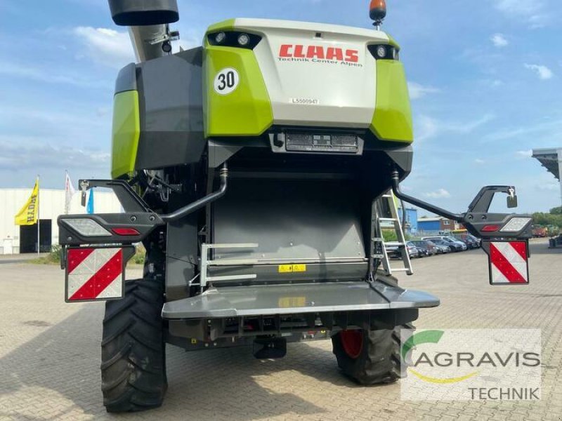 Mähdrescher des Typs CLAAS TRION 730, Vorführmaschine in Alpen (Bild 3)