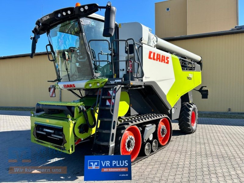 Mähdrescher des Typs CLAAS TRION 750 TT APS HYBRID, Gebrauchtmaschine in Osterburg (Bild 1)