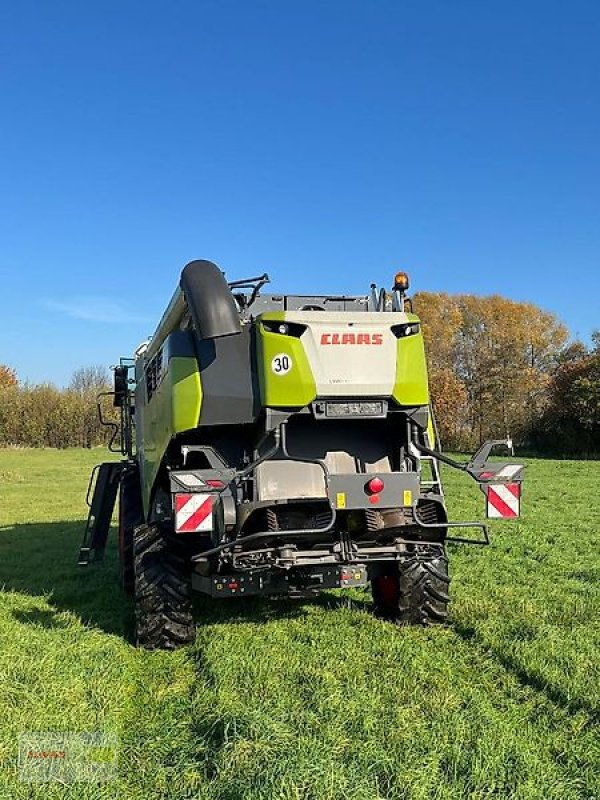 Mähdrescher del tipo CLAAS Trion 750, Vorführmaschine In Bennigsen (Immagine 4)