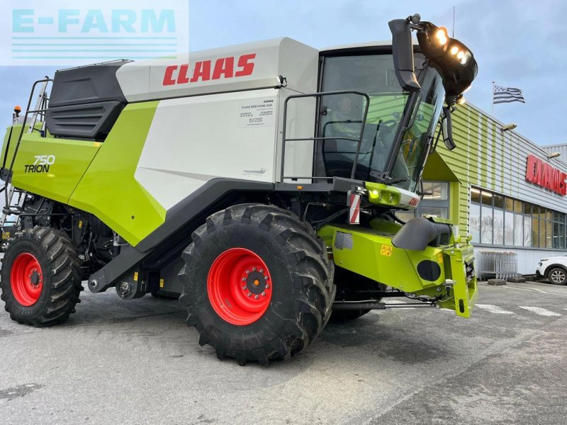 Mähdrescher des Typs CLAAS trion 750, Gebrauchtmaschine in PONTIVY (56 - MORBIHAN) (Bild 1)