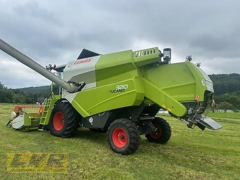 Mähdrescher typu CLAAS Tucano 320 mit C430, Gebrauchtmaschine w Steinau-Rebsdorf (Zdjęcie 3)