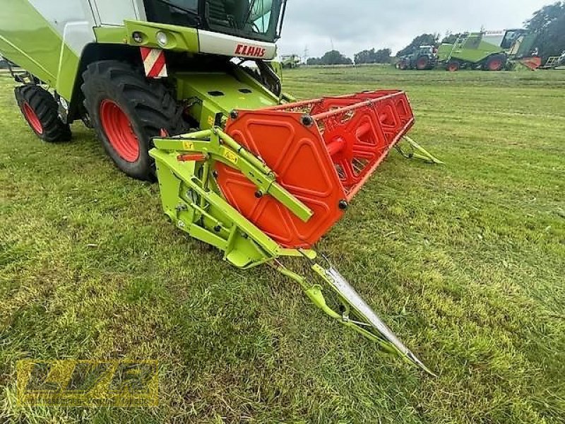 Mähdrescher tip CLAAS Tucano 320 mit C430, Gebrauchtmaschine in Steinau-Rebsdorf (Poză 9)