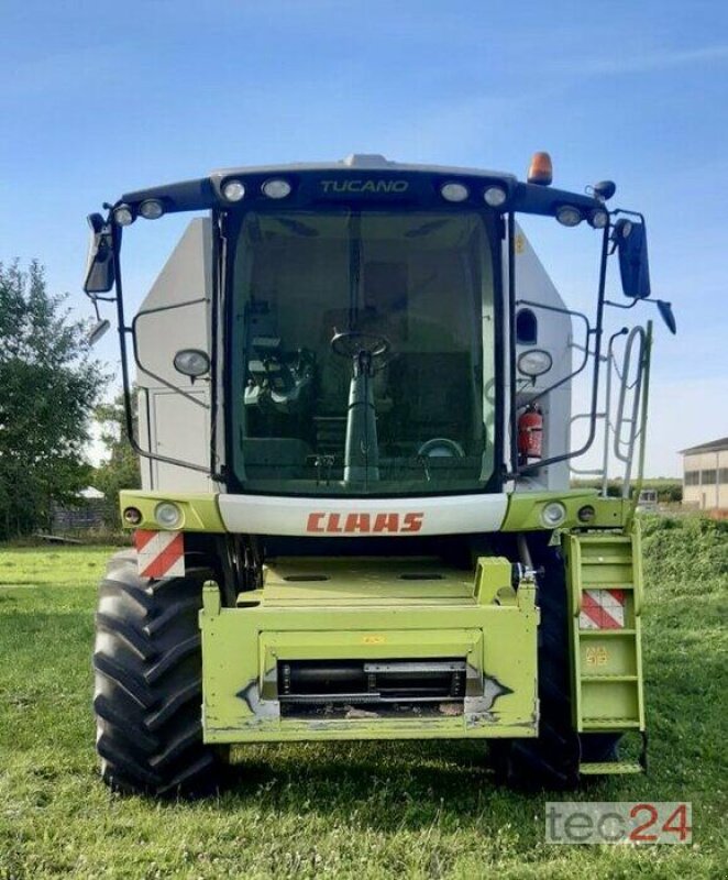 Mähdrescher typu CLAAS Tucano 320 mit Schneidwerk, Gebrauchtmaschine v Östringen (Obrázek 11)