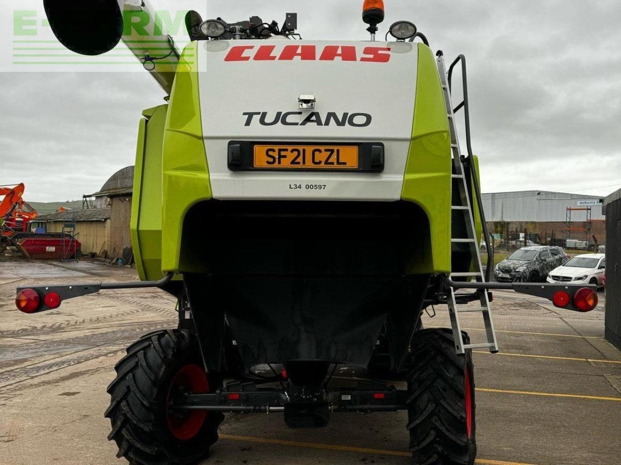 Mähdrescher typu CLAAS TUCANO 420 4WD, Gebrauchtmaschine v STRATHAVEN (Obrázek 9)