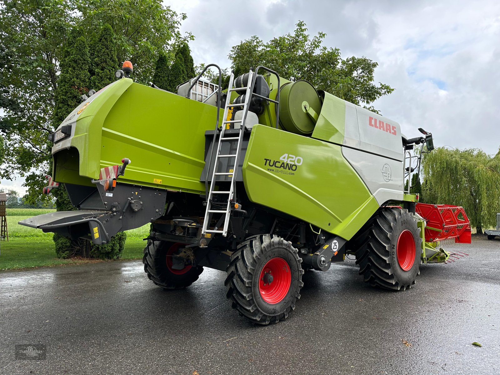 Mähdrescher des Typs CLAAS Tucano 420 Baugleich 430 TOP GEPFLEGT, Gebrauchtmaschine in Rankweil (Bild 2)